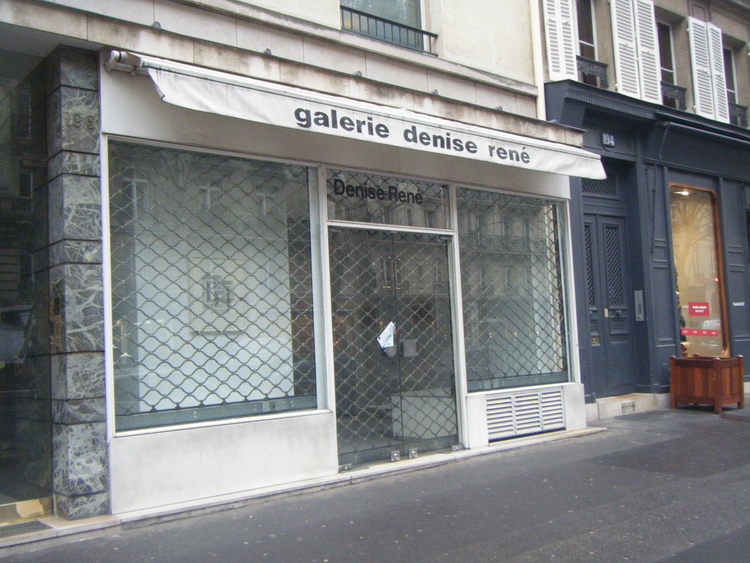 The exterior of the Galerie Denise René in Paris
